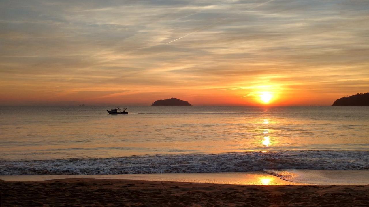 Imperador Turismo Hotel Piçarras エクステリア 写真